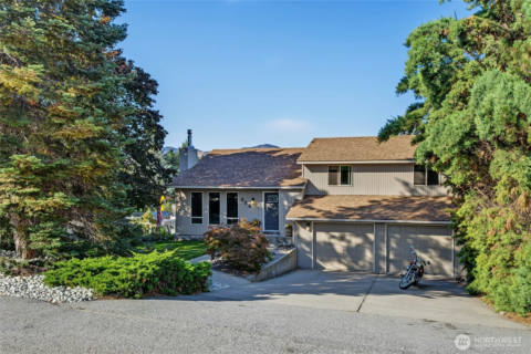324 Iowa Ave S, East Wenatchee, WA 98802