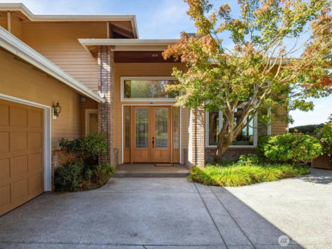 720 9th Ave S, Edmonds, WA 98020
