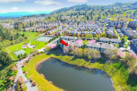 1957 23rd Place NE, Unit 203, Issaquah, WA 98027