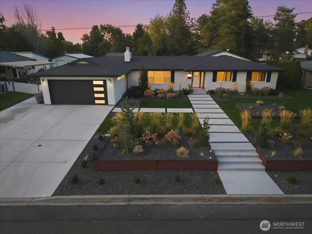 66 Park Street, Richland, WA 99354